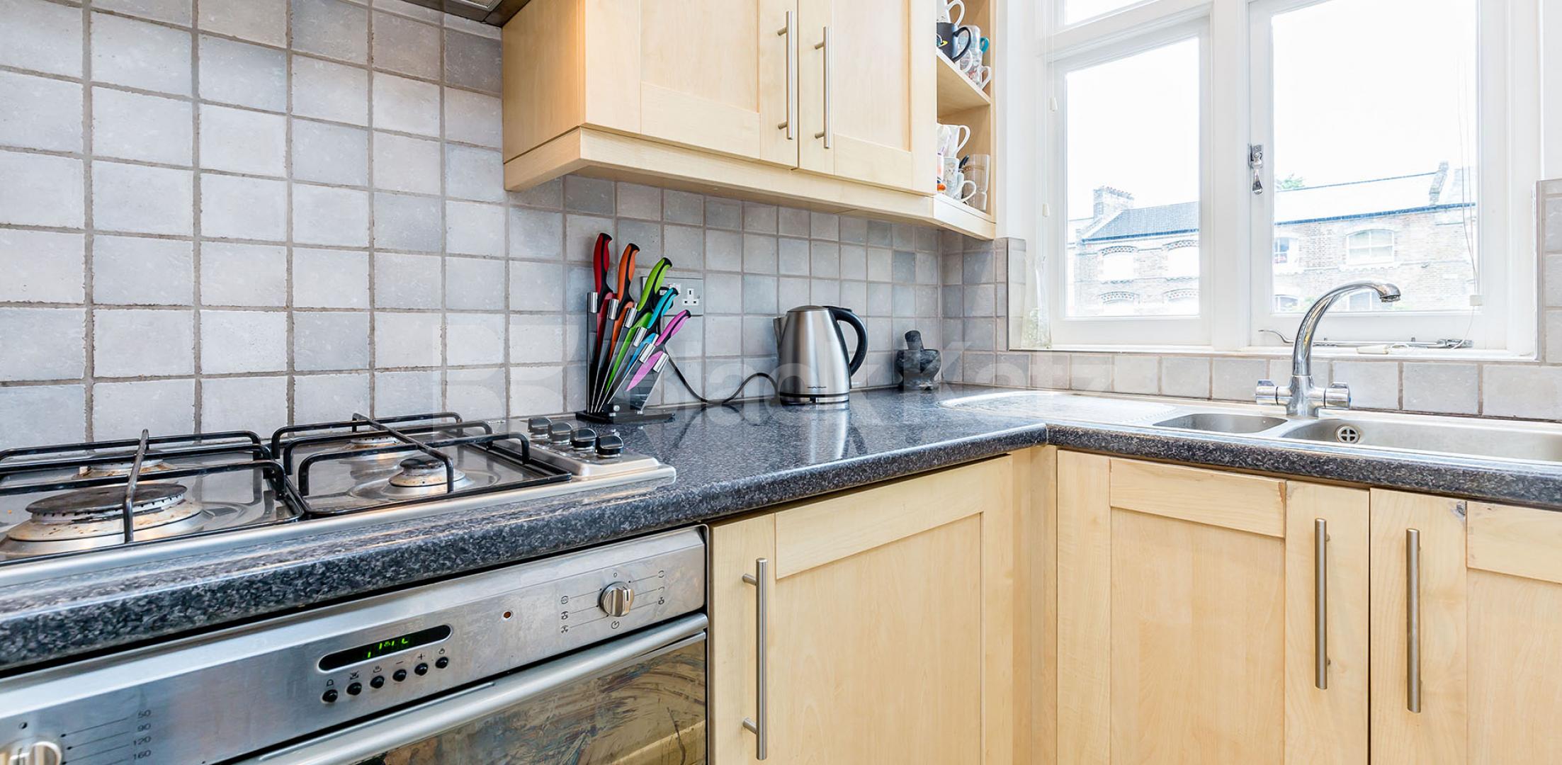 			MODERN 2 BED MINS TO TUBE!, 2 Bedroom, 1 bath, 1 reception Flat			 Eburne Road, HOLLOWAY